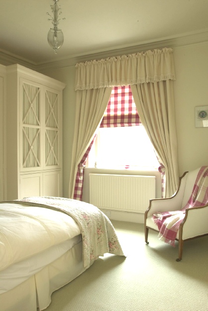 interlined-curtains-with-matching-pelmet-designed-and-hand-made-to-order-by-Cranbrook-Interiors-Ascot-Berkshire